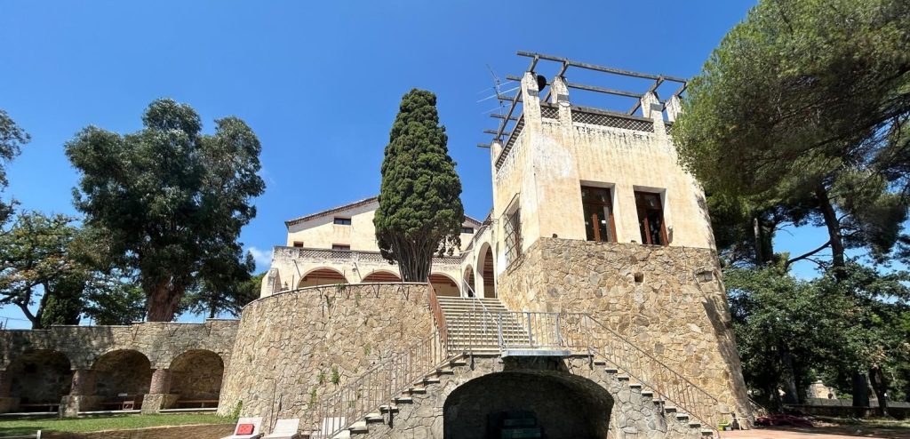 Foto fachada Can Ripoll